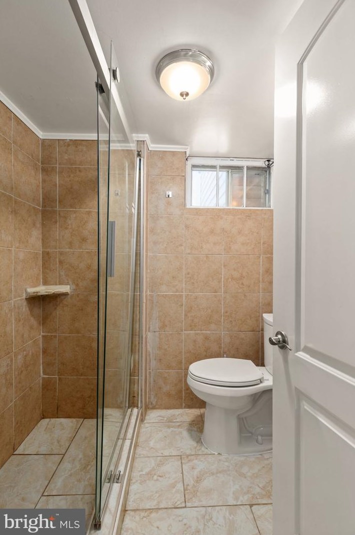 901 Kresson St, Baltimore MD  21224-4504 exterior