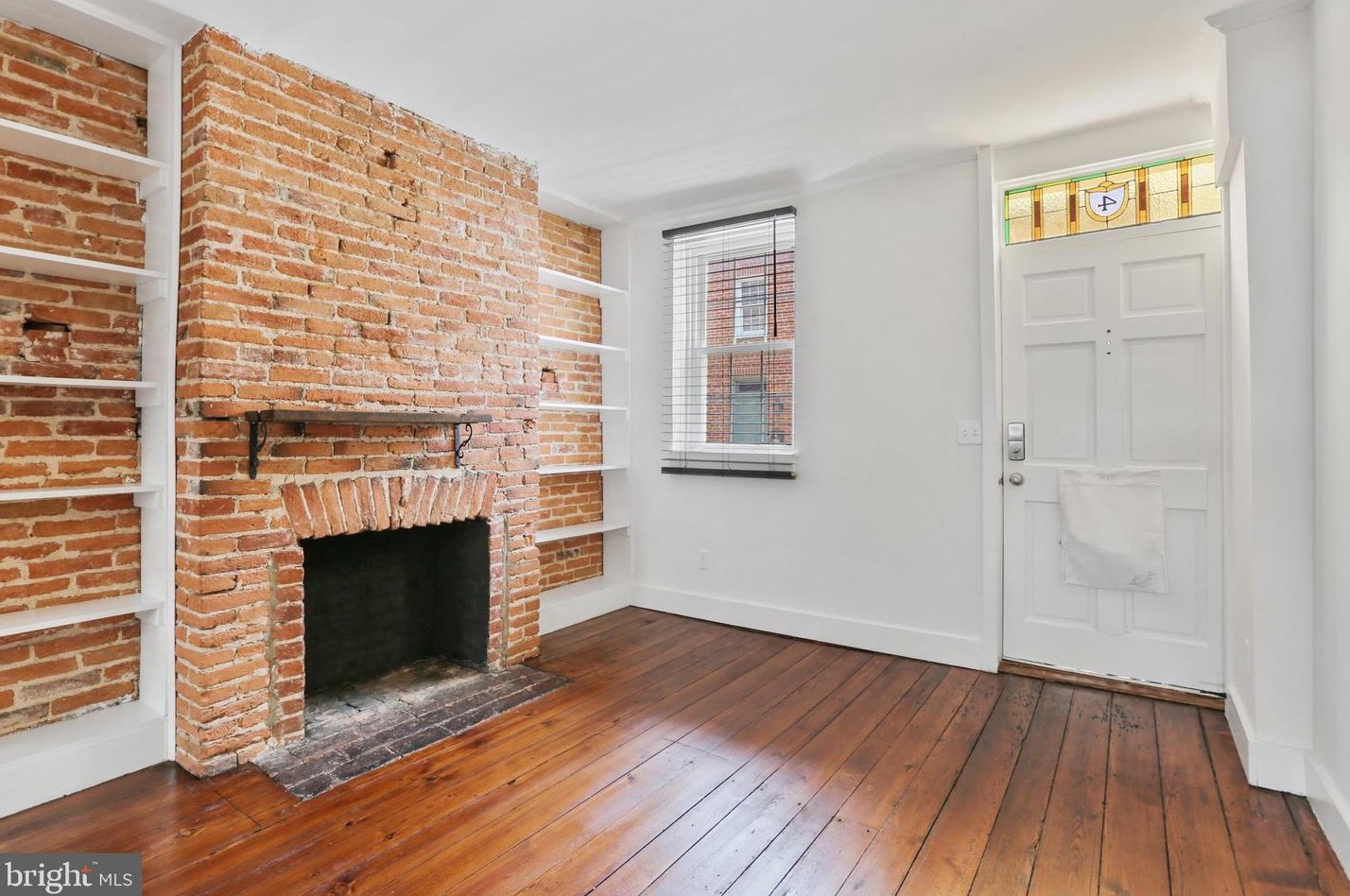 4 Hamburg St, Baltimore MD  21230-4009 exterior