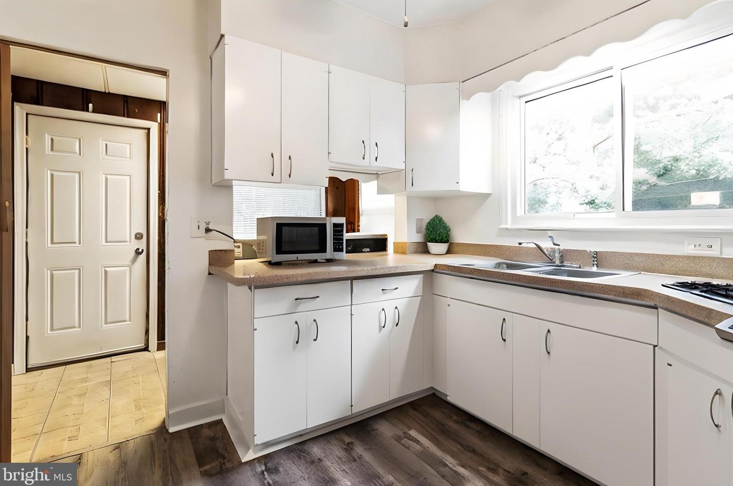 516 Beaumont Ave Apt 1, Baltimore, MD 21212