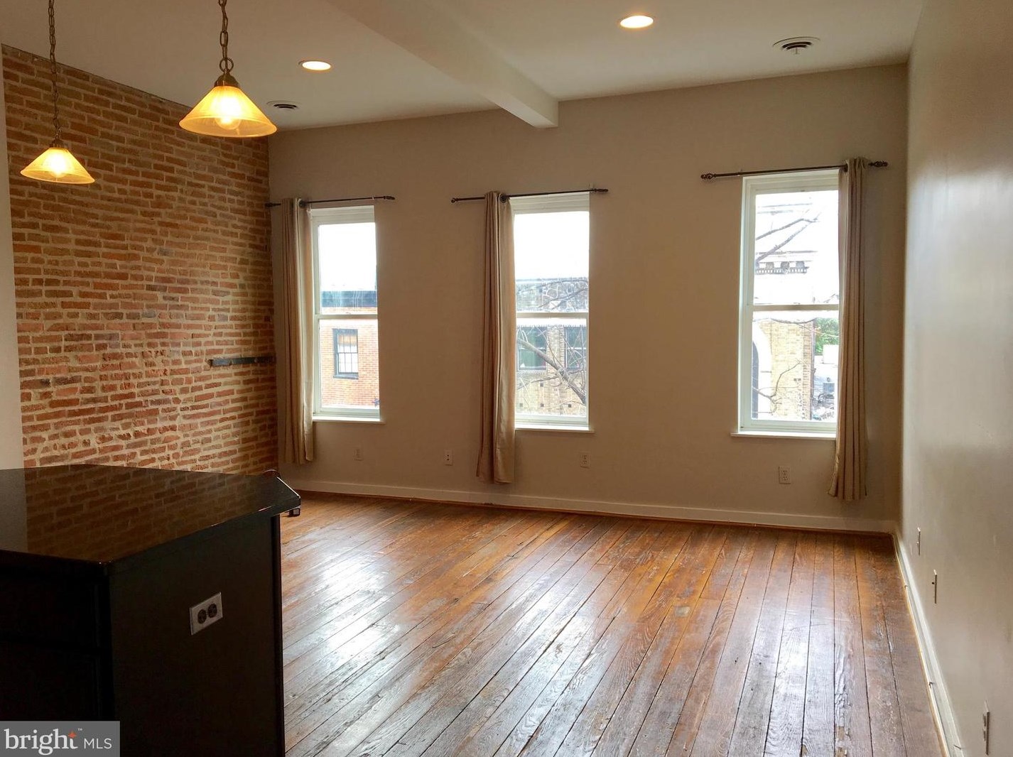 1037 Light St Apt 301, Baltimore, MD 21230