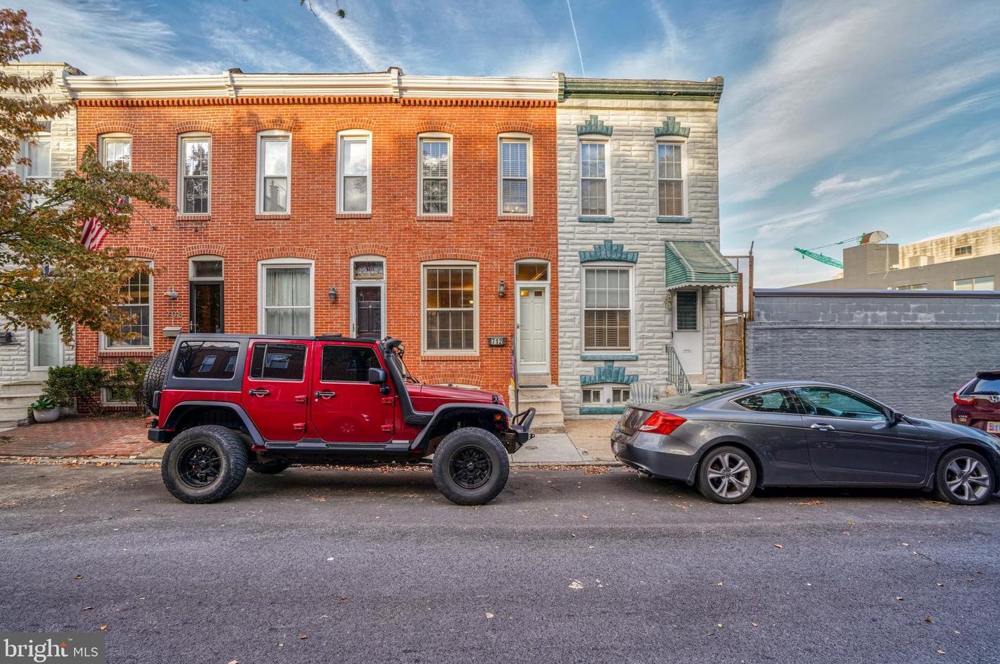 712 Harvey St, Baltimore, MD 21230-5106