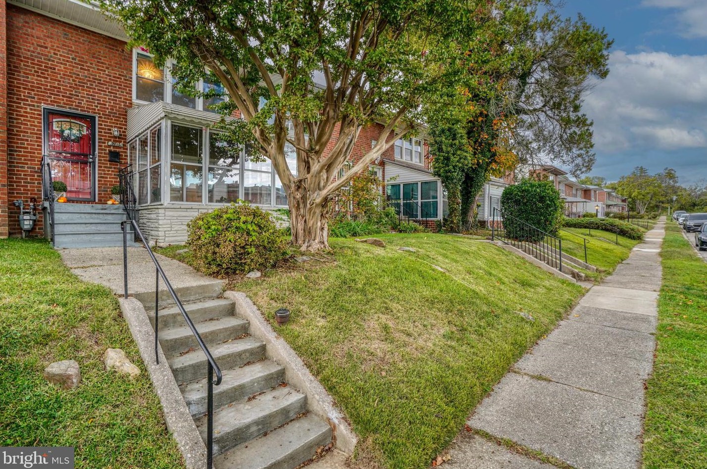 4814 Midline Rd, Baltimore, MD 21206-4629