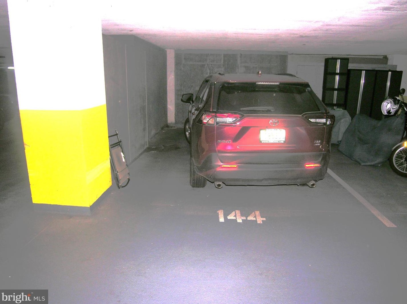 4100 Charles St, Baltimore MD  21218-1060 exterior