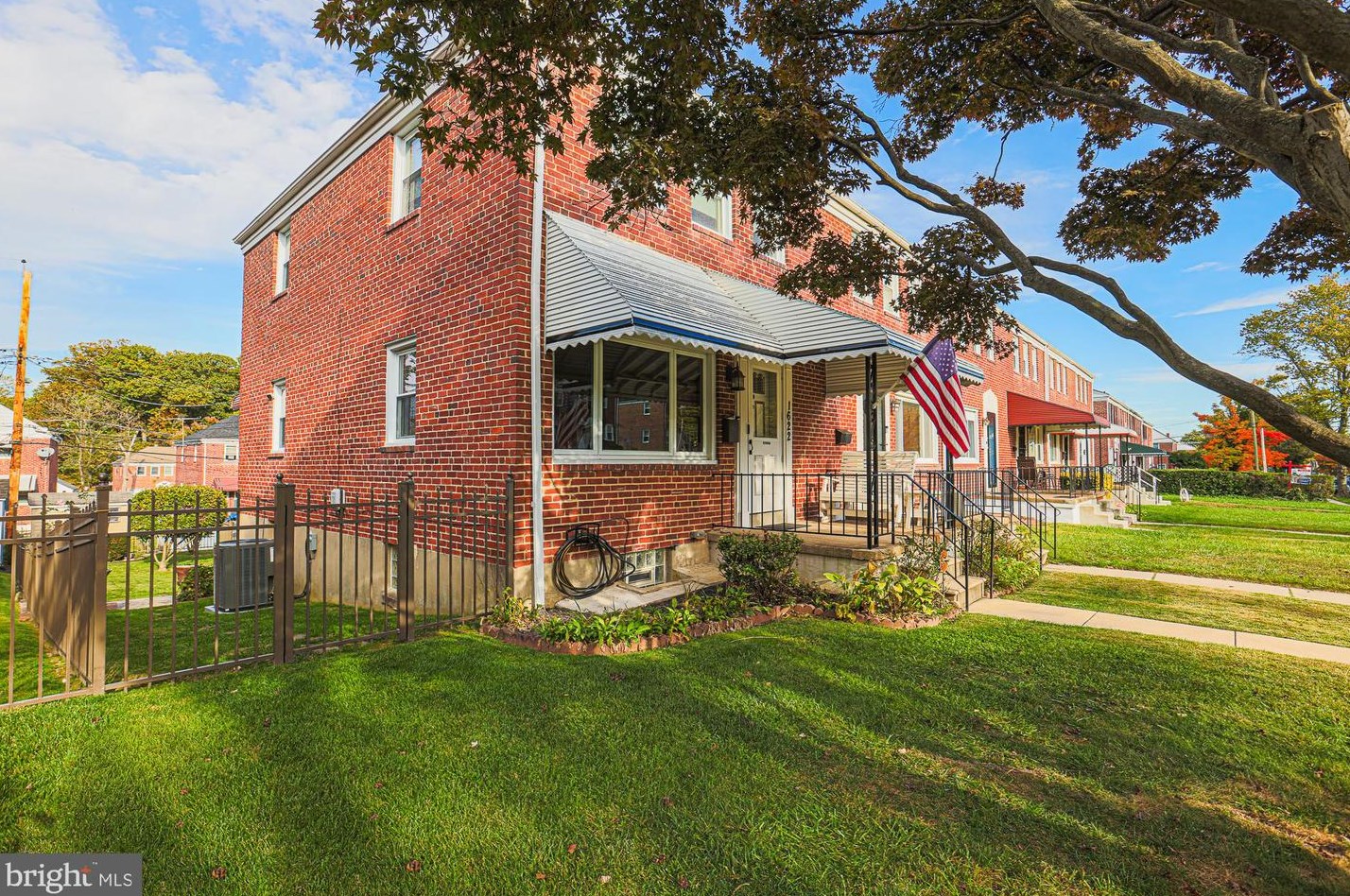 1622 Walterswood Rd, Baltimore, MD 21239-2421