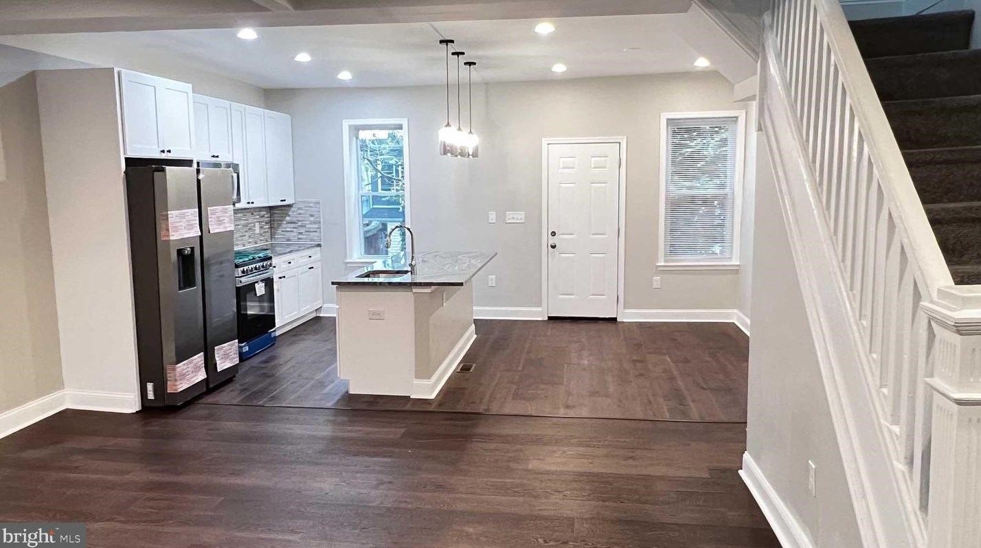 723 Linnard St, Baltimore, MD 21229