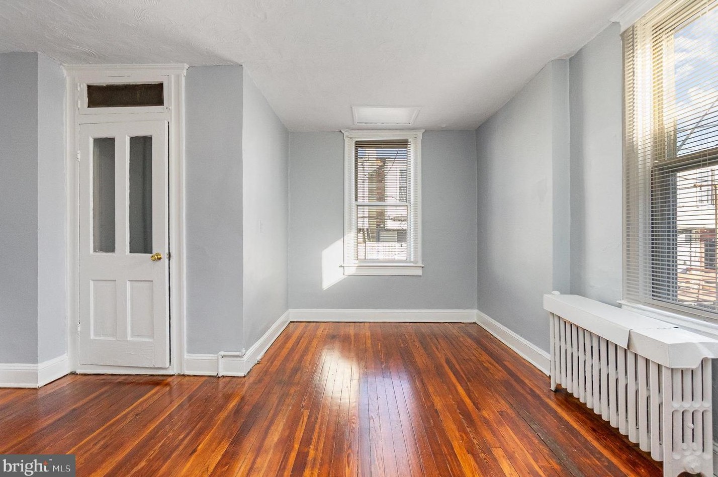 515 Linwood Ave, Baltimore MD  21205-2704 exterior