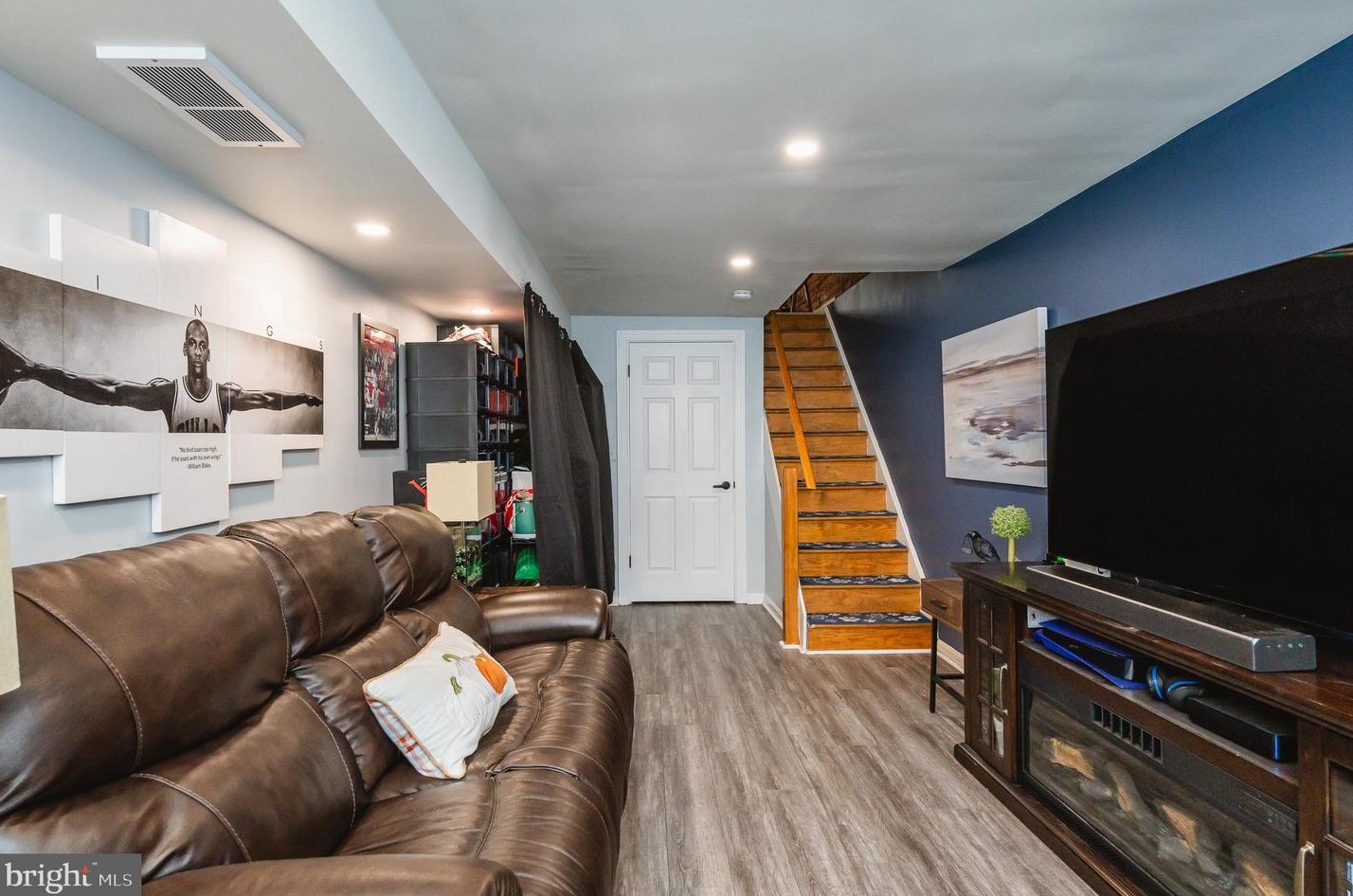 814 Milton Ave, Baltimore MD  21205-1614 exterior