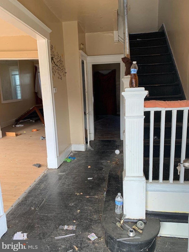 2922 Ridgewood Ave, Baltimore, MD 21215-6209