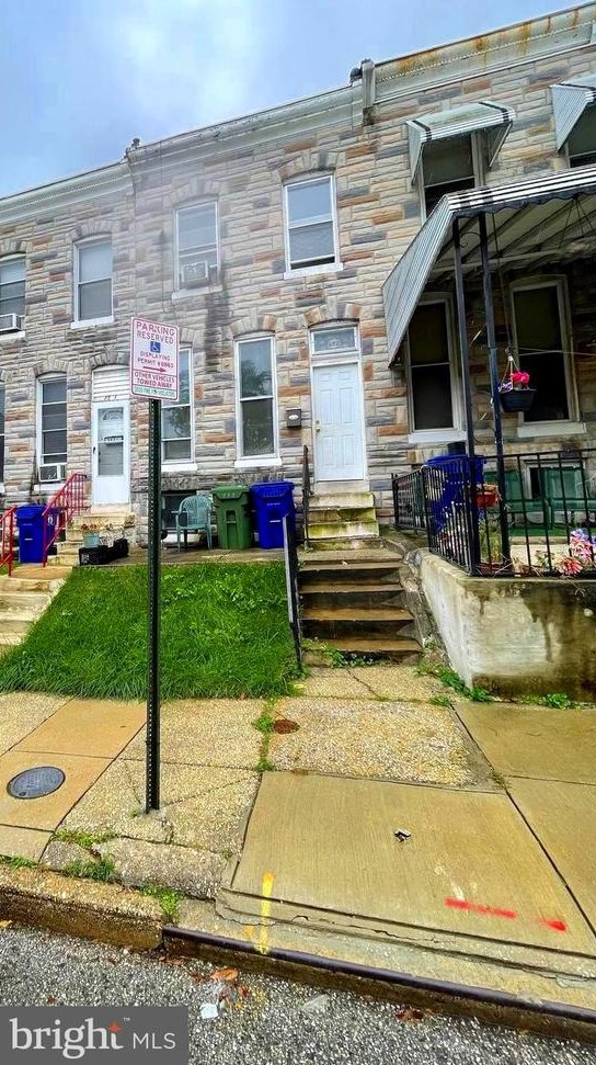 2523 Hollins St, Baltimore, MD 21223-2019