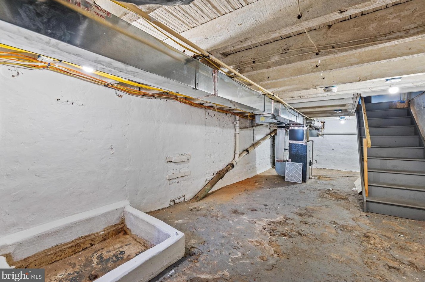 3305 Clyde St, Baltimore MD  21224-5126 exterior