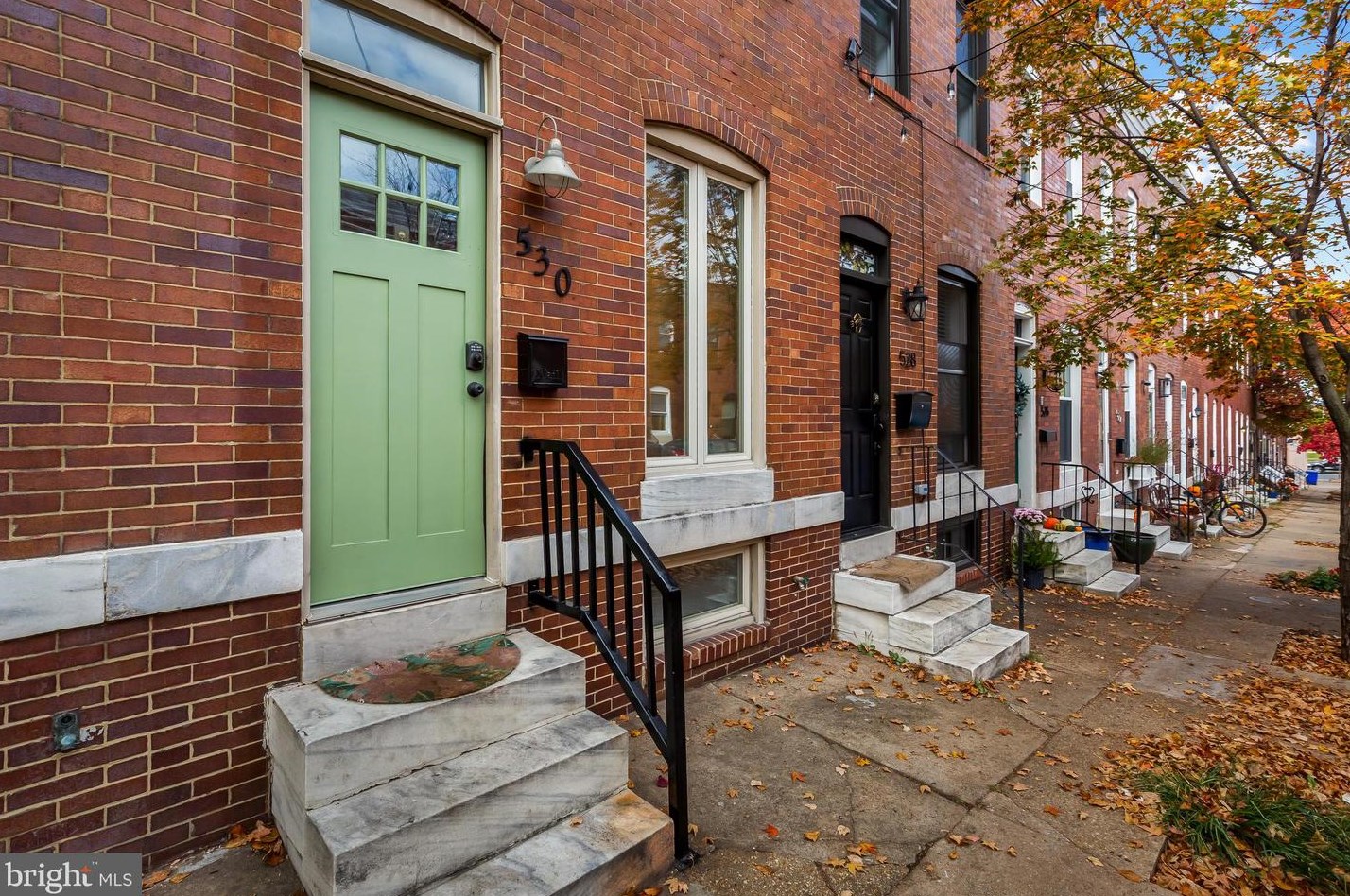 530 Curley St, Baltimore, MD 21205-2735