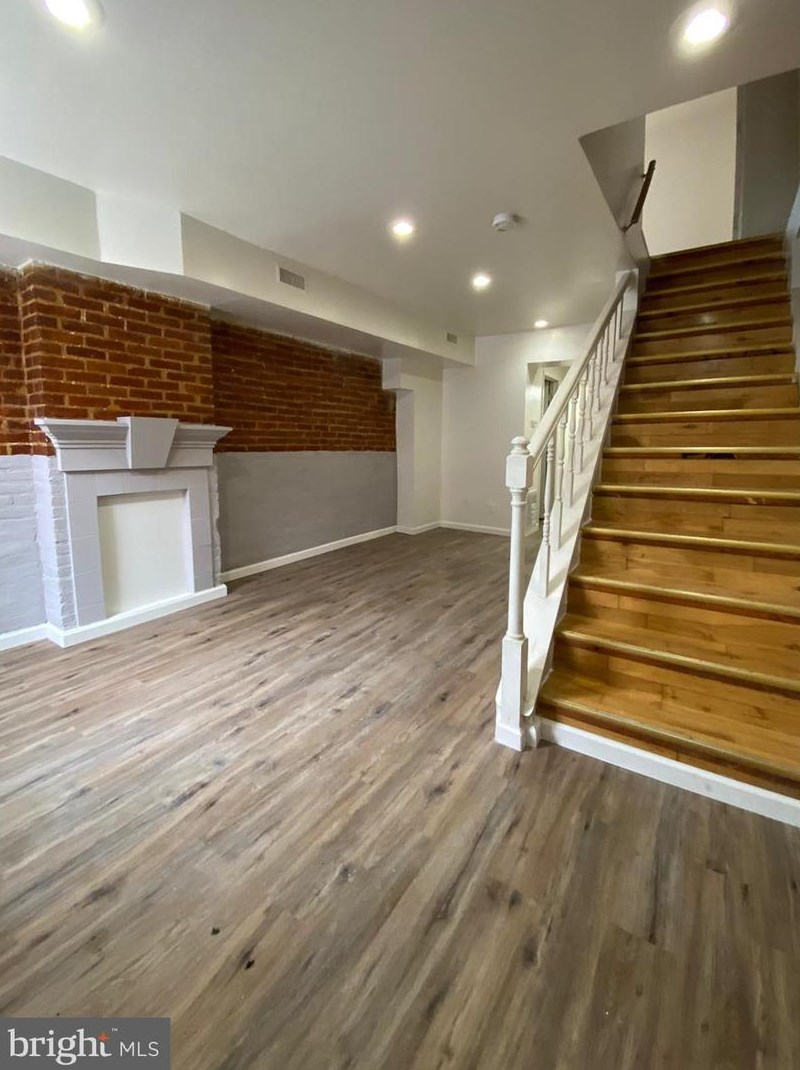 319 Parrish St, Baltimore, MD 21223-3111