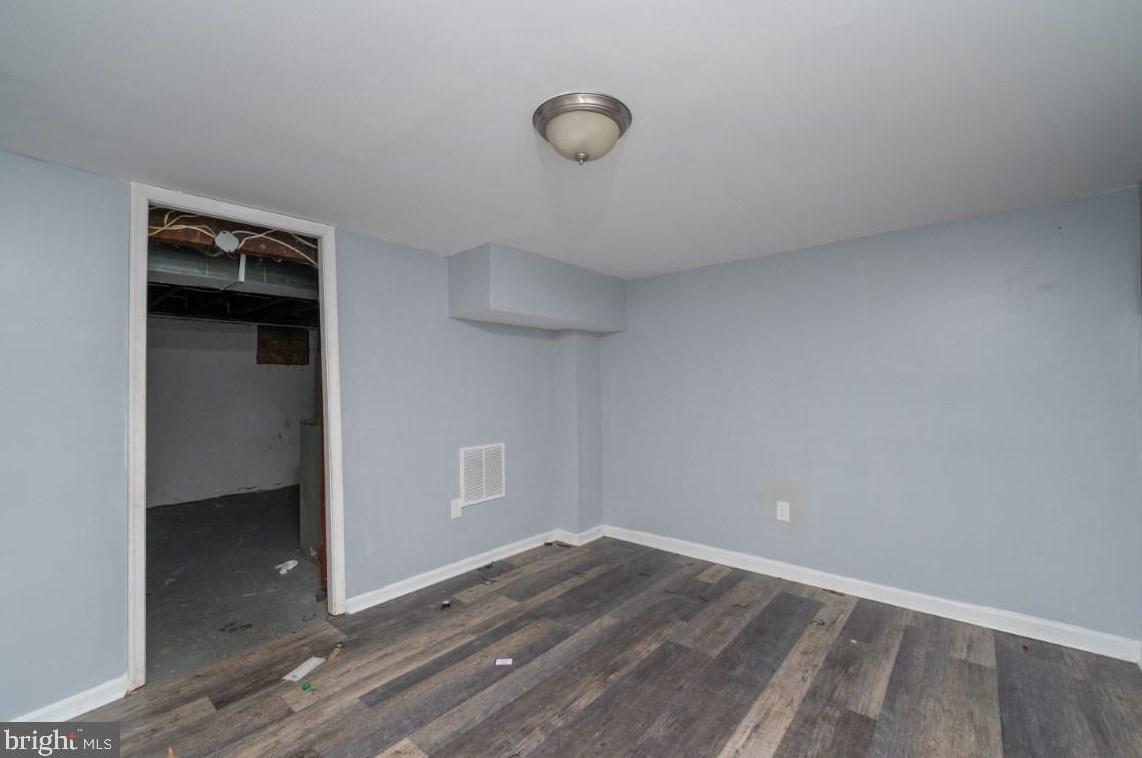 4219 Morrison Ln, Baltimore MD 21219-1318 exterior