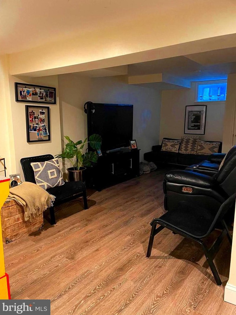 2824 Oakford Ave, Baltimore MD  21215-6812 exterior