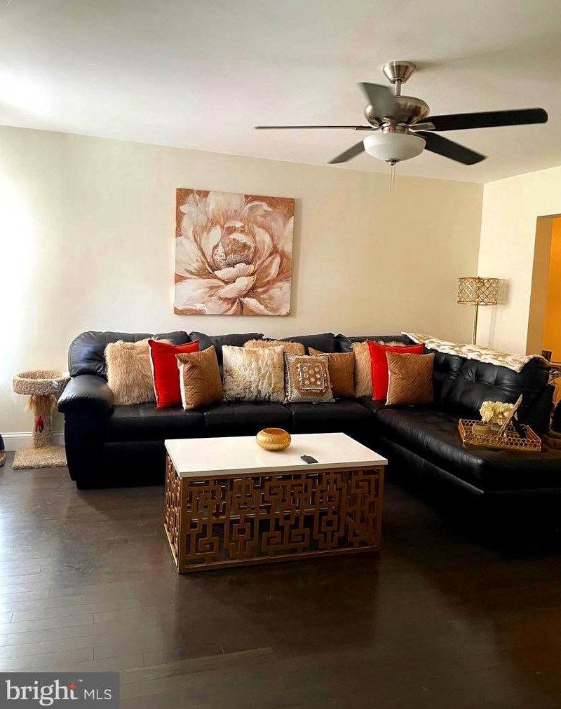 2824 Oakford Ave, Baltimore MD  21215-6812 exterior