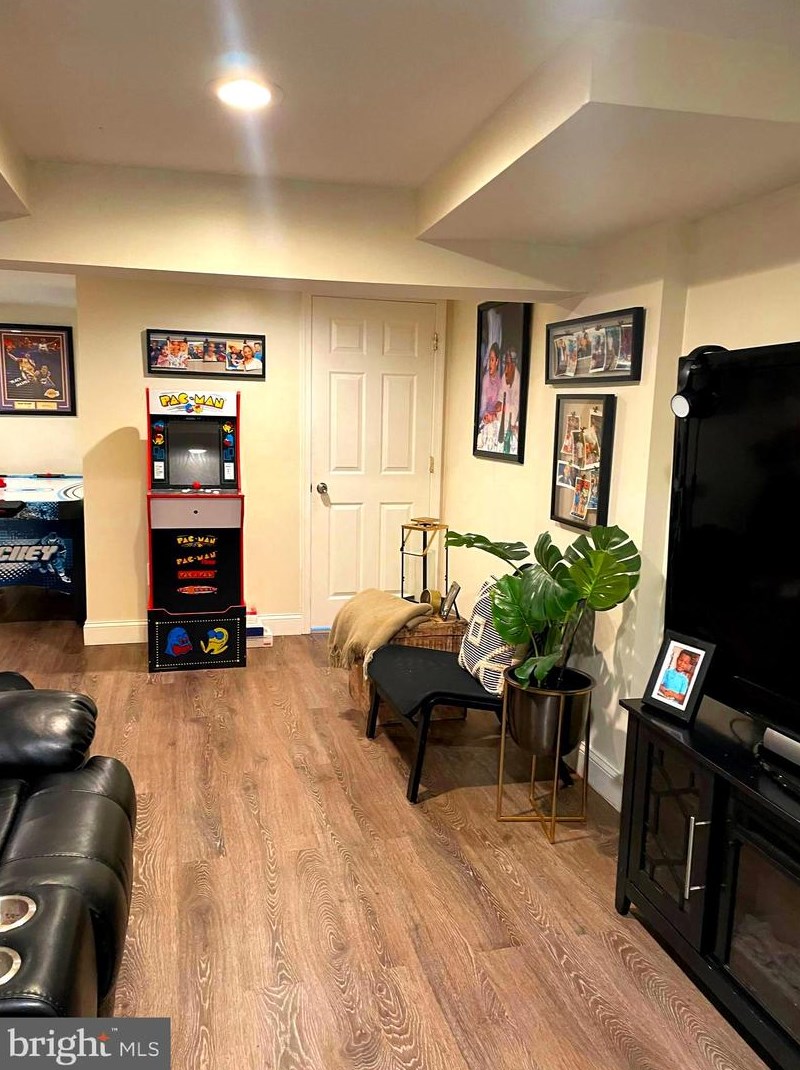 2824 Oakford Ave, Baltimore MD  21215-6812 exterior