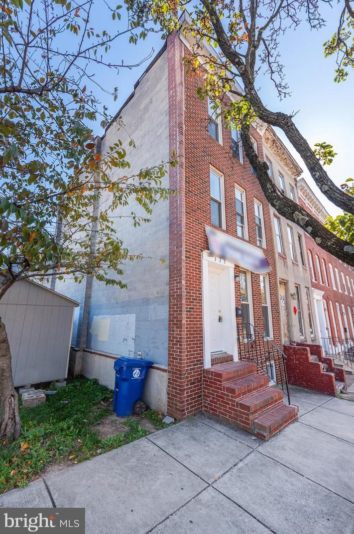 335 Stricker St, Baltimore MD  21223-3115 exterior