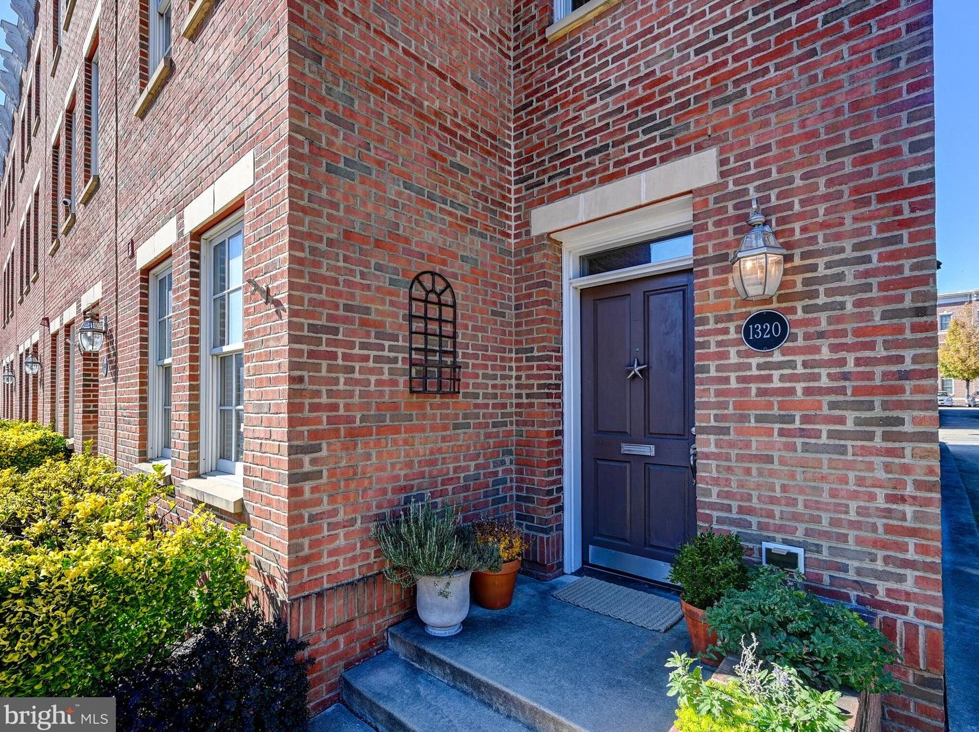 1320 Haubert St, Baltimore MD  21230-5220 exterior