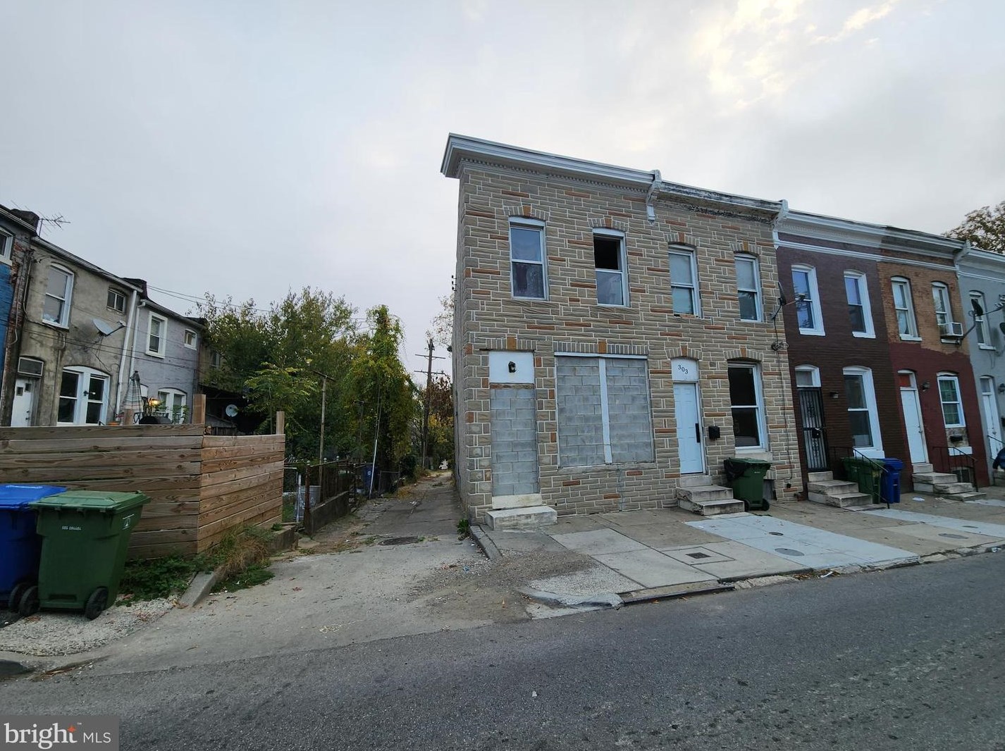 301 Franklintown Rd, Baltimore, MD 21223