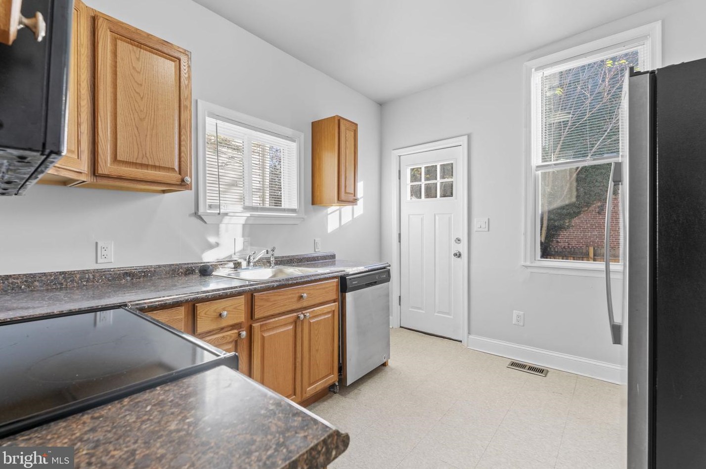 3803 Old York Rd, Baltimore MD  21218-1937 exterior