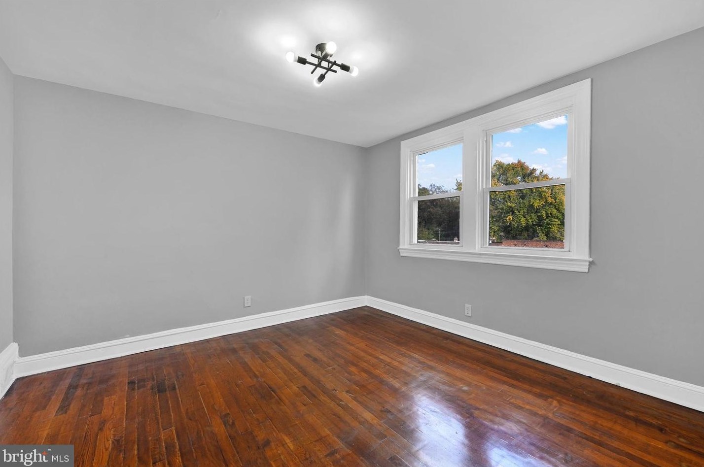 1210 Ashburton St, Baltimore MD  21216-4305 exterior