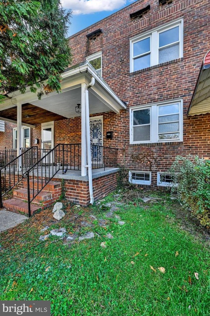 1210 Ashburton St, Baltimore MD  21216-4305 exterior