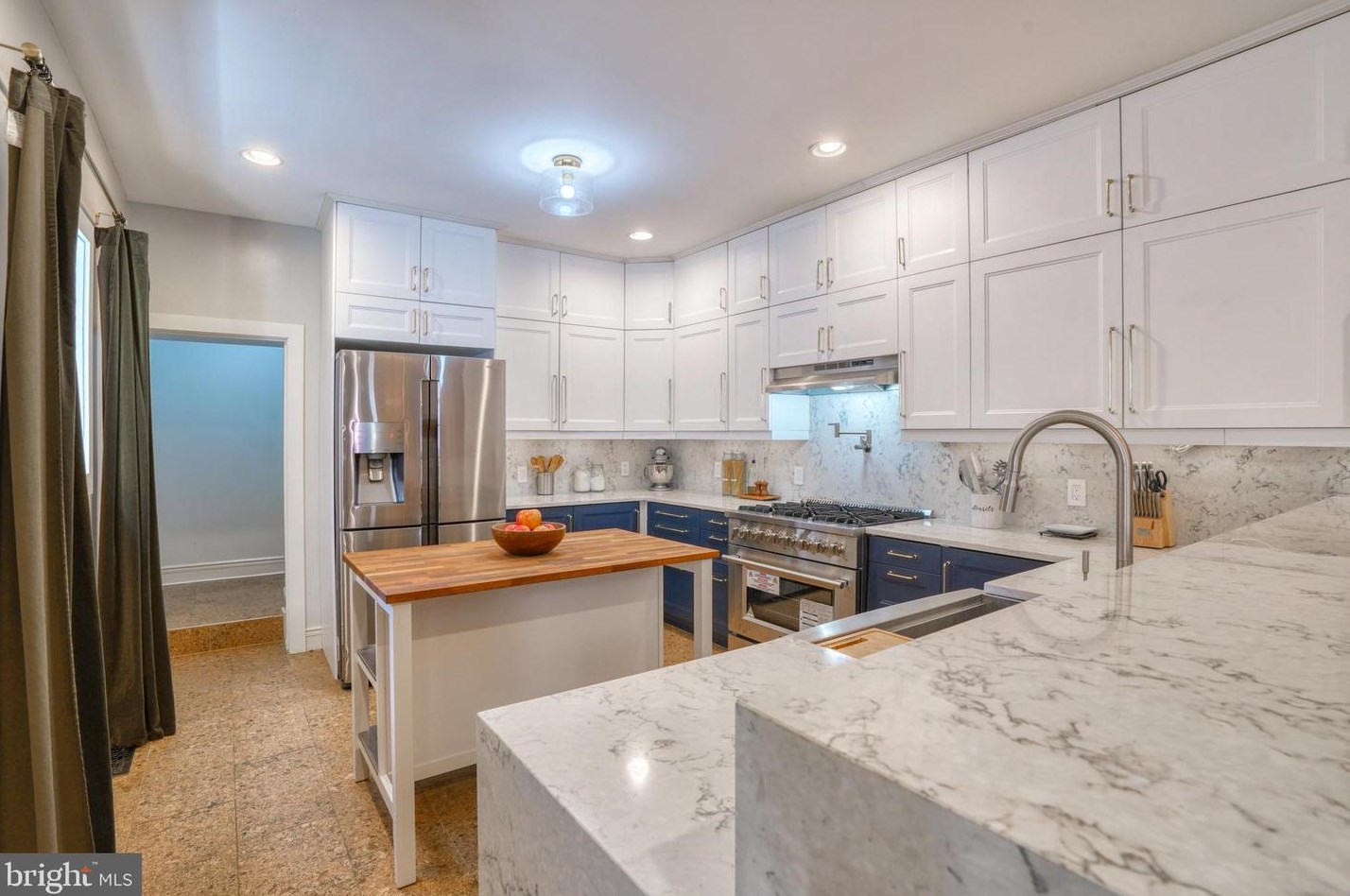 1705 Hollins St, Baltimore MD  21223-2310 exterior