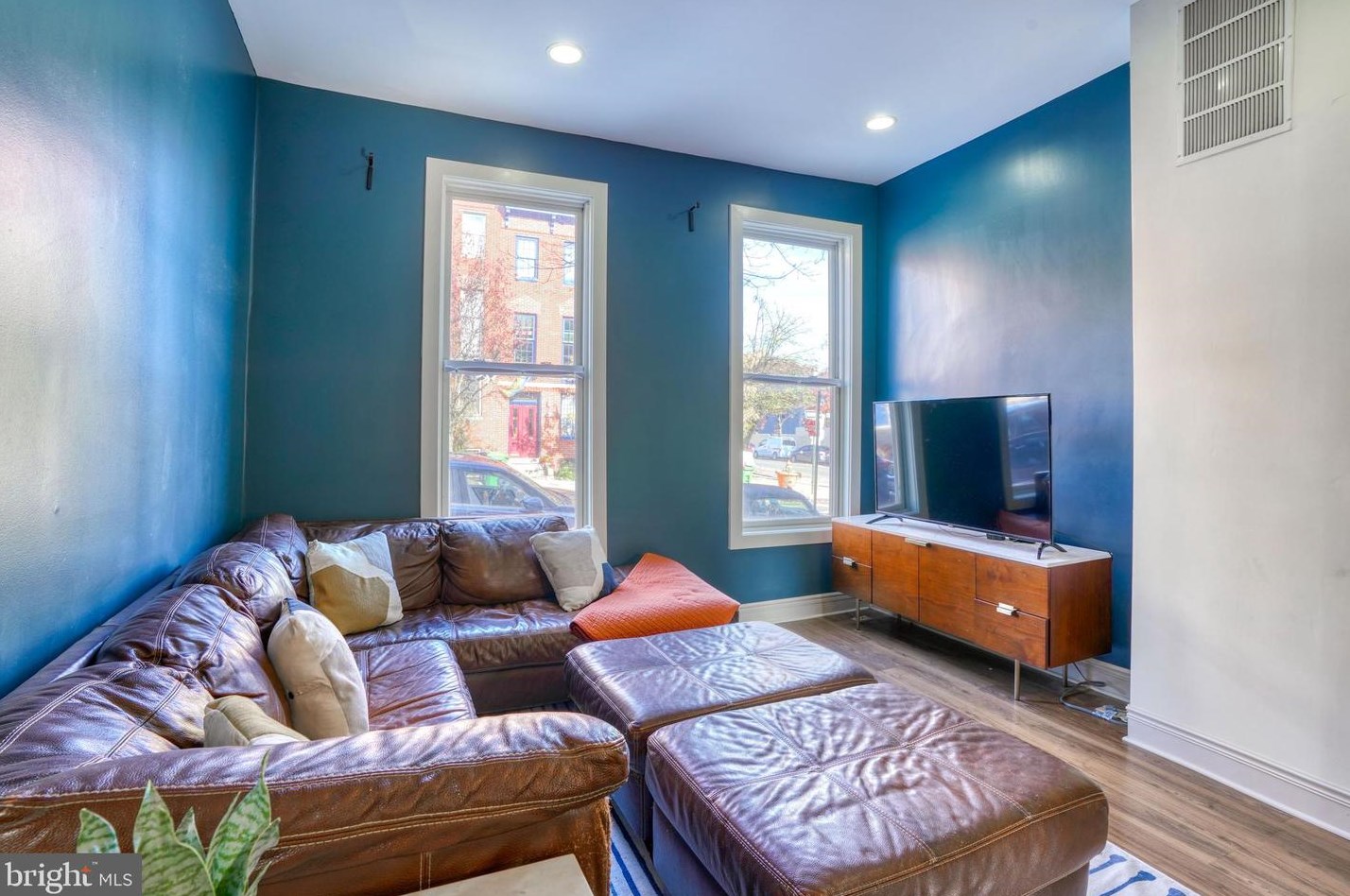 1705 Hollins St, Baltimore MD  21223-2310 exterior