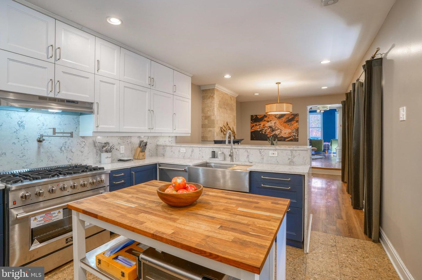 1705 Hollins St, Baltimore MD  21223-2310 exterior