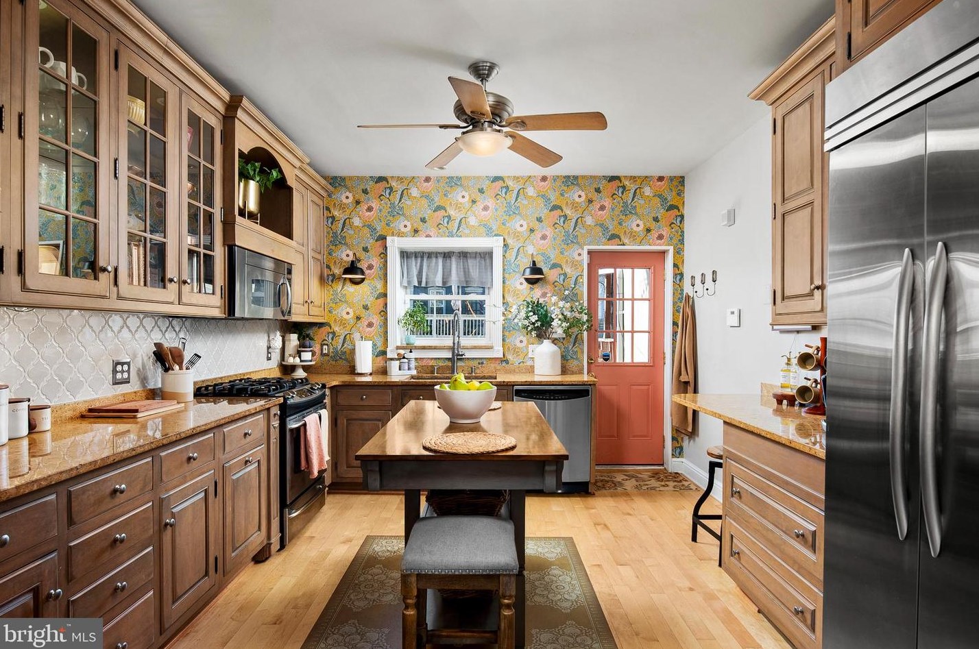 706 Potomac St, Baltimore MD  21224-3955 exterior