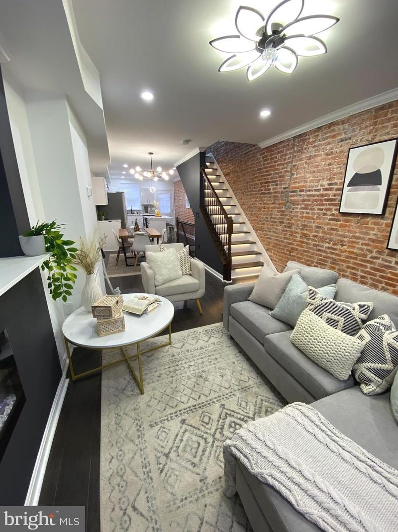 229 Robinson St, Baltimore MD  21224-2215 exterior