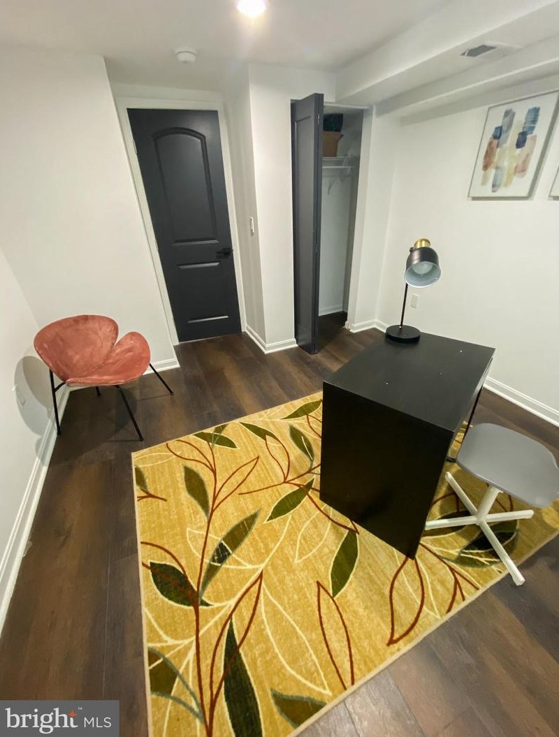 229 Robinson St, Baltimore MD  21224-2215 exterior