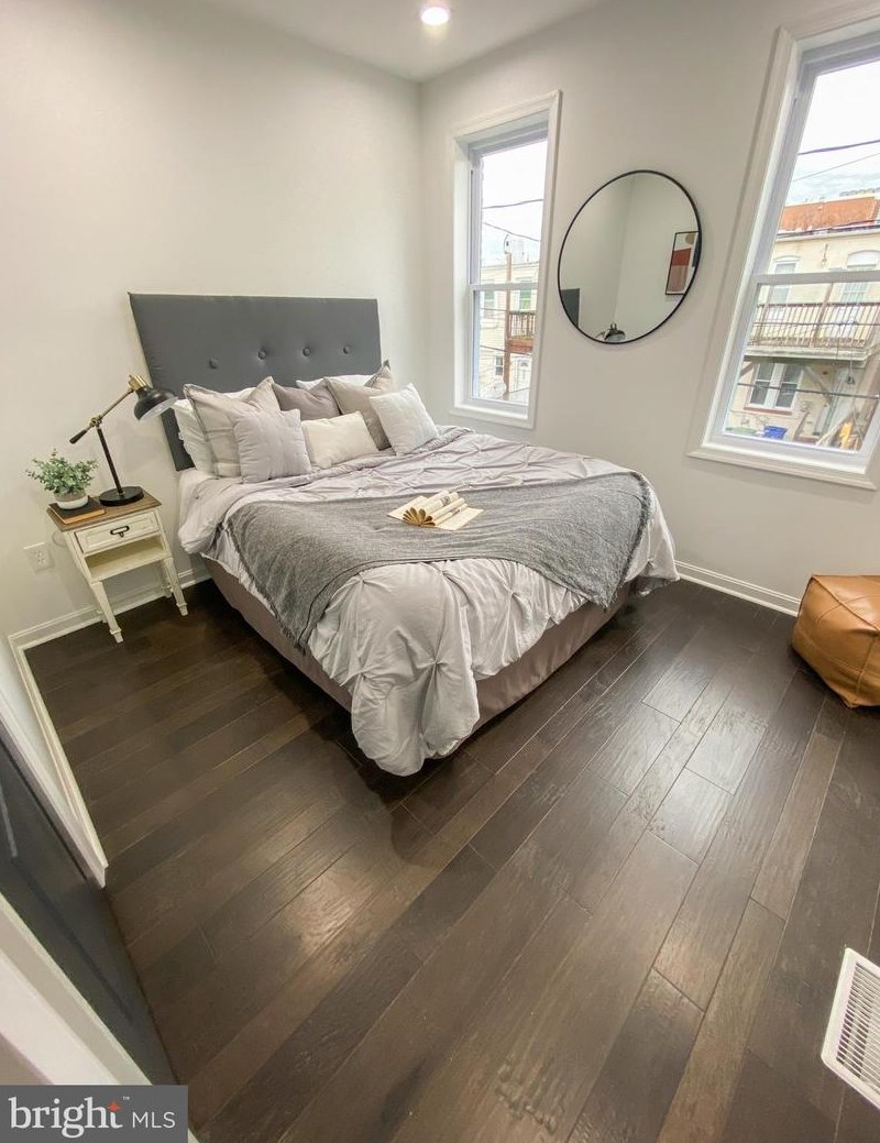 229 Robinson St, Baltimore MD  21224-2215 exterior