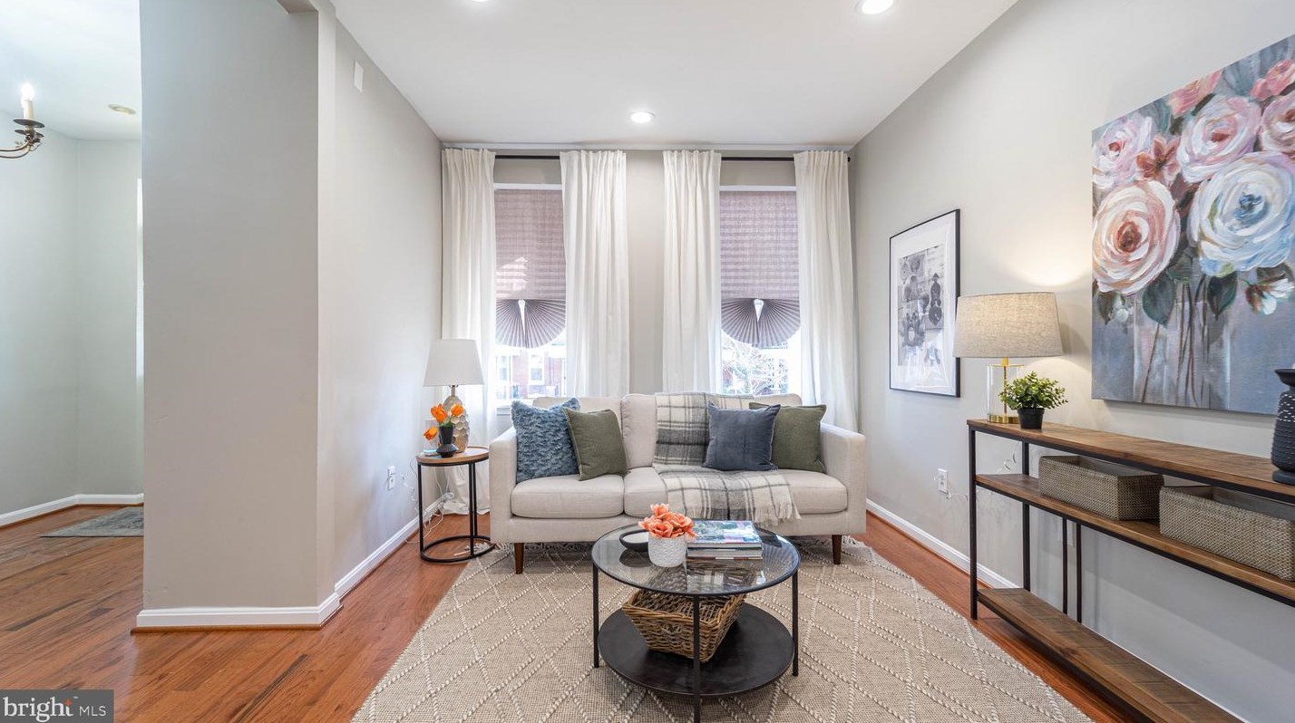 412 Mount Holly St, Baltimore MD  21229-2925 exterior