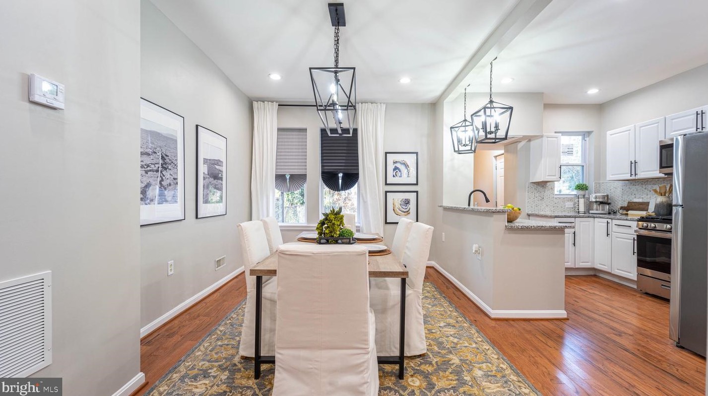 412 Mount Holly St, Baltimore MD  21229-2925 exterior