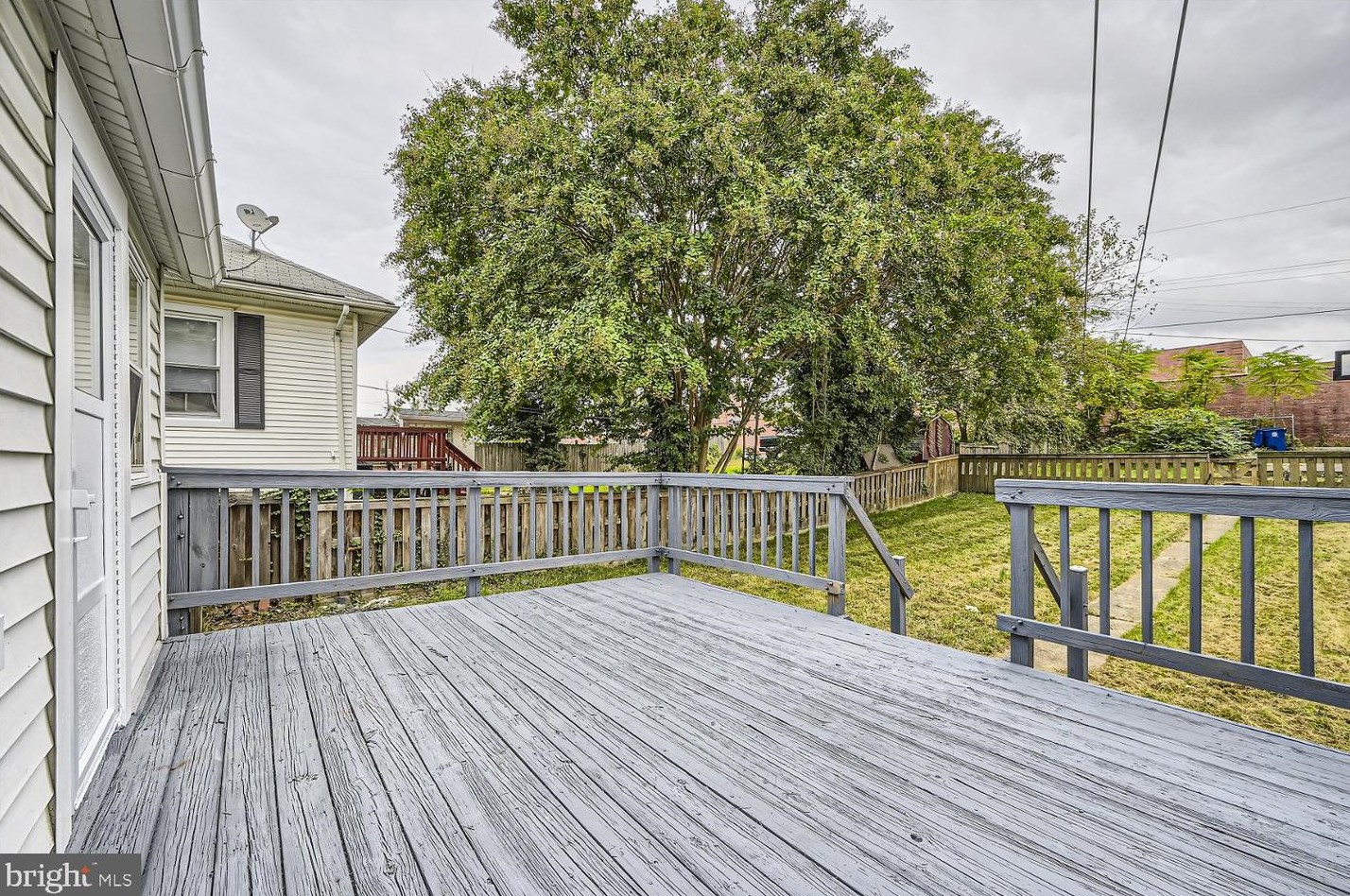 3923 Wilkens Ave, Baltimore MD  21229-5037 exterior