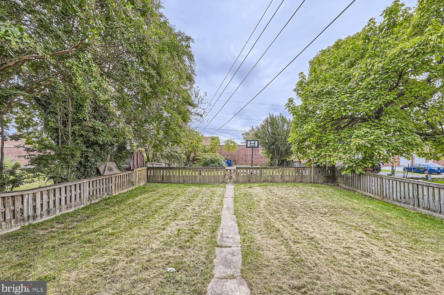 3923 Wilkens Ave, Baltimore MD  21229-5037 exterior