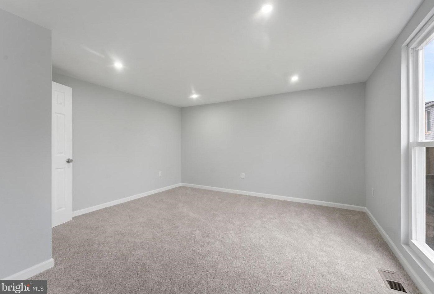 1534 Wolfe St, Baltimore MD  21213-2418 exterior