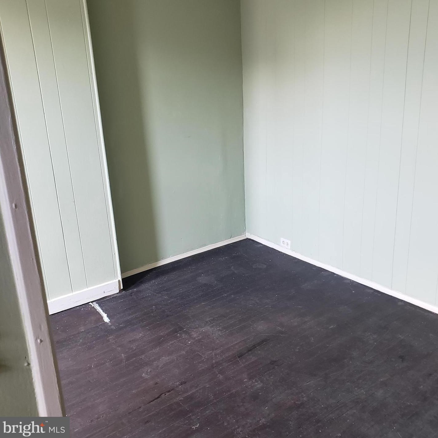 1123 Montford Ave, Baltimore, MD 21213-3509
