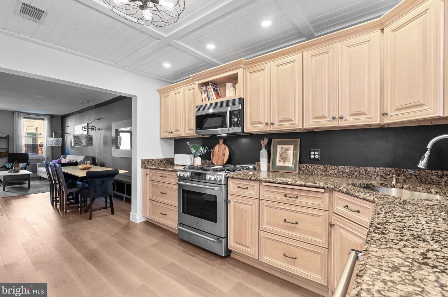 812 Streeper St, Baltimore MD  21224-1725 exterior