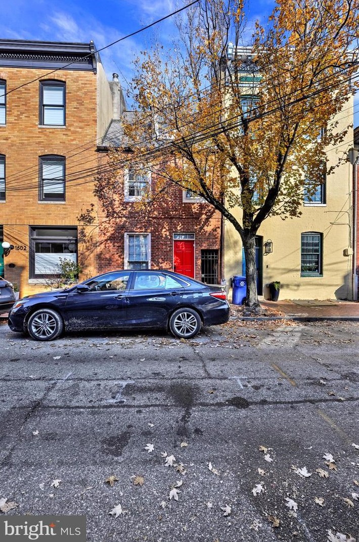 1604 Shakespeare St, Baltimore, MD 21231-3426