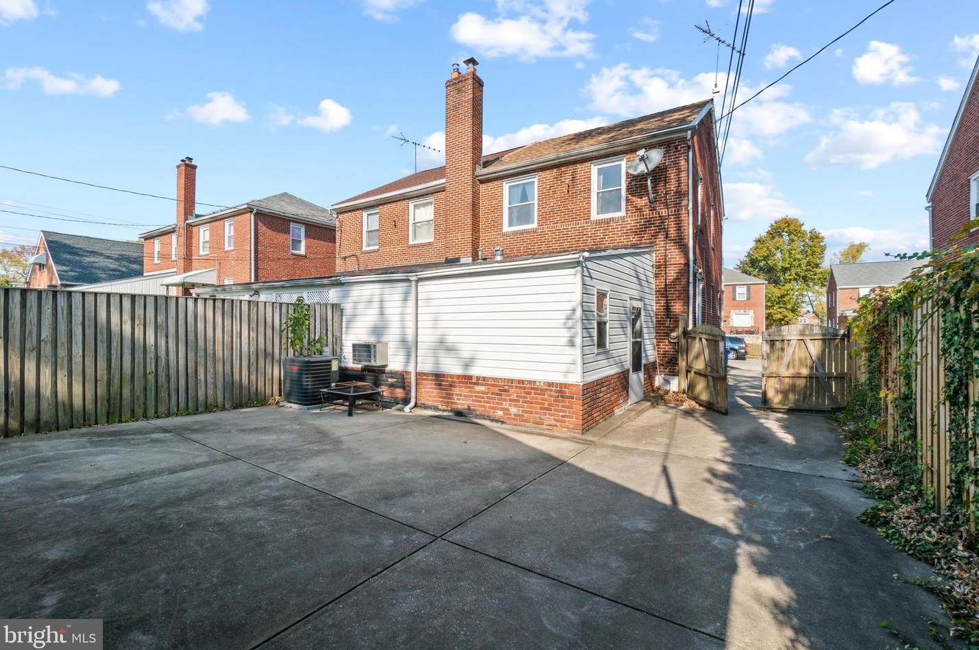 3013 Woodring Ave, Baltimore MD  21234-7828 exterior