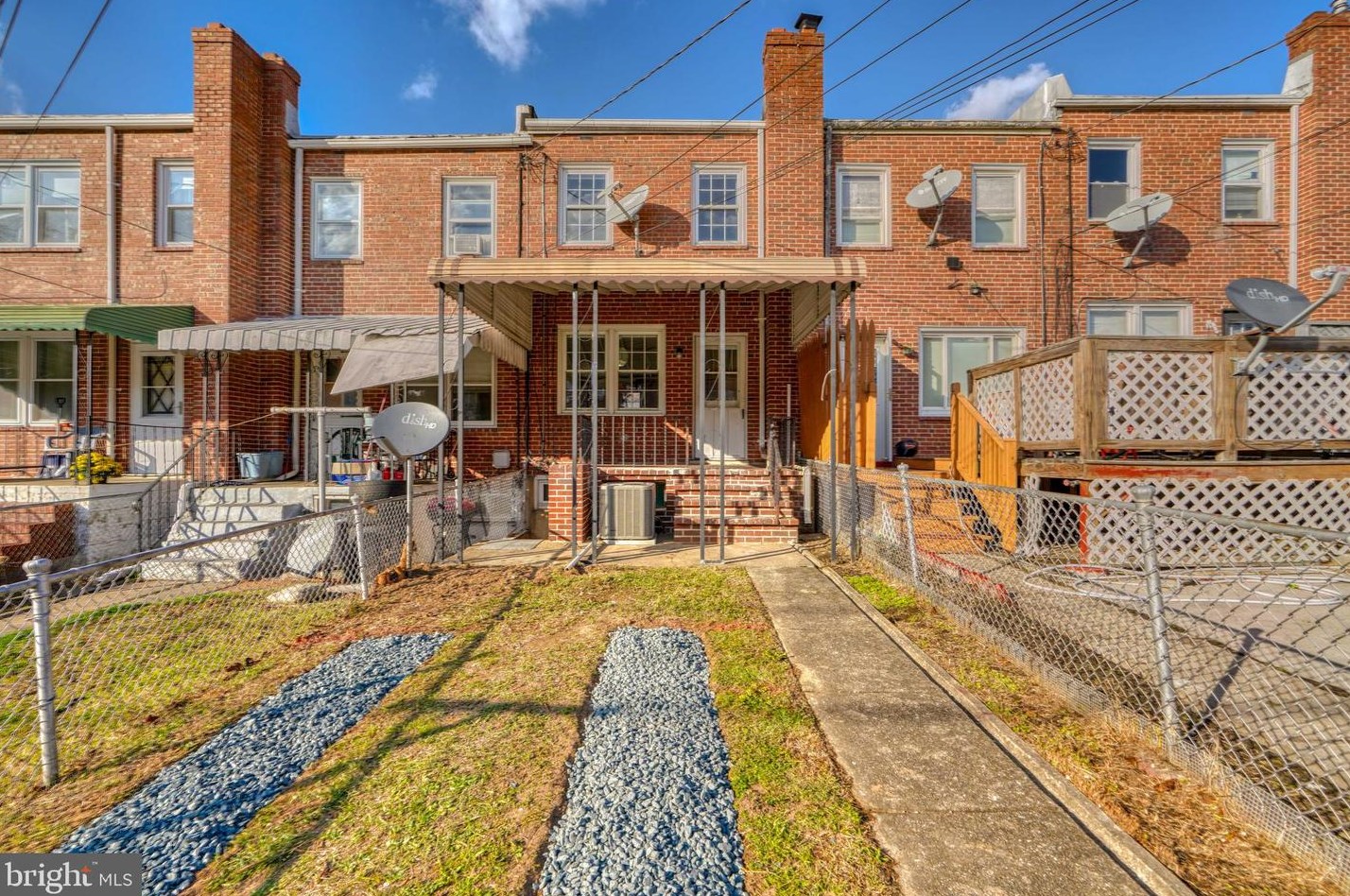 6805 Gough St, Baltimore MD  21224-1846 exterior