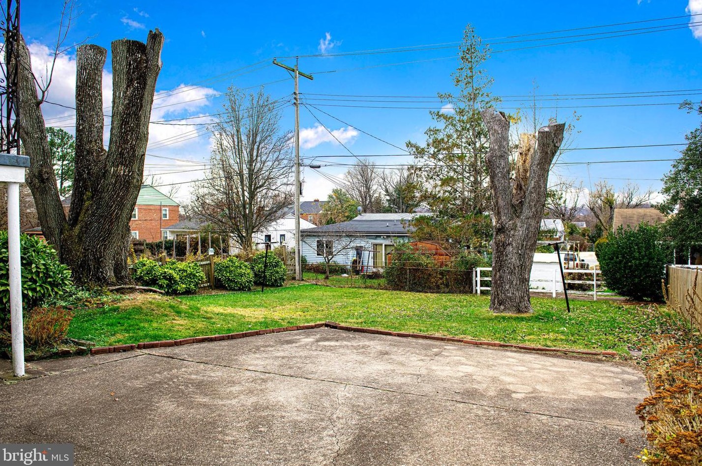 6212 Tramore Rd, Baltimore MD  21214-1639 exterior