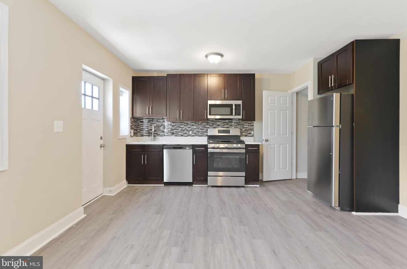 3969 Brooklyn Ave, Baltimore MD  21225-2123 exterior