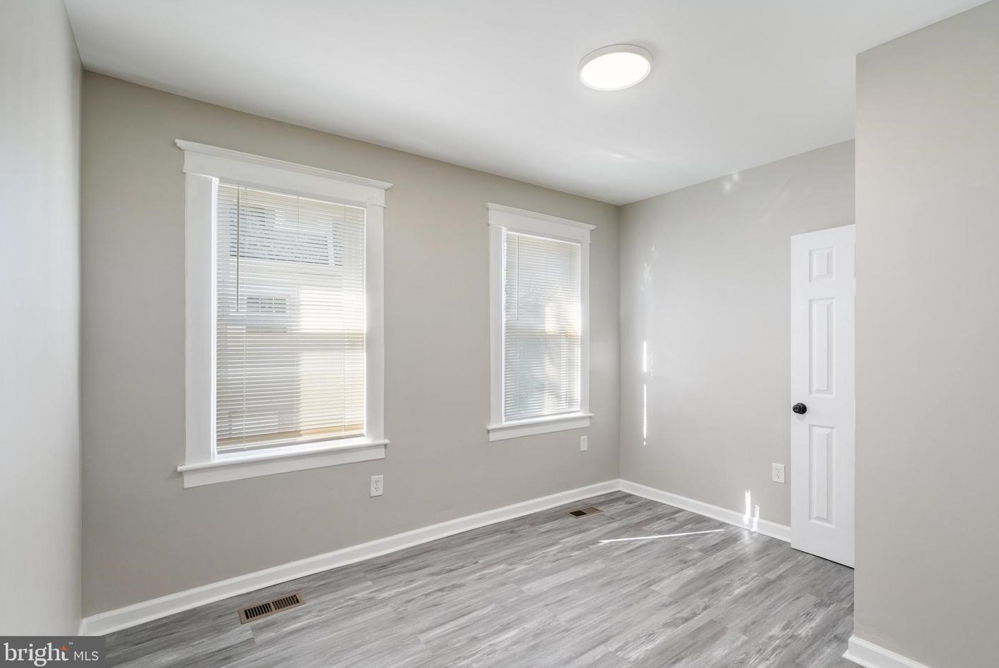3408 Forest Park Ave, Baltimore MD  21216-1425 exterior