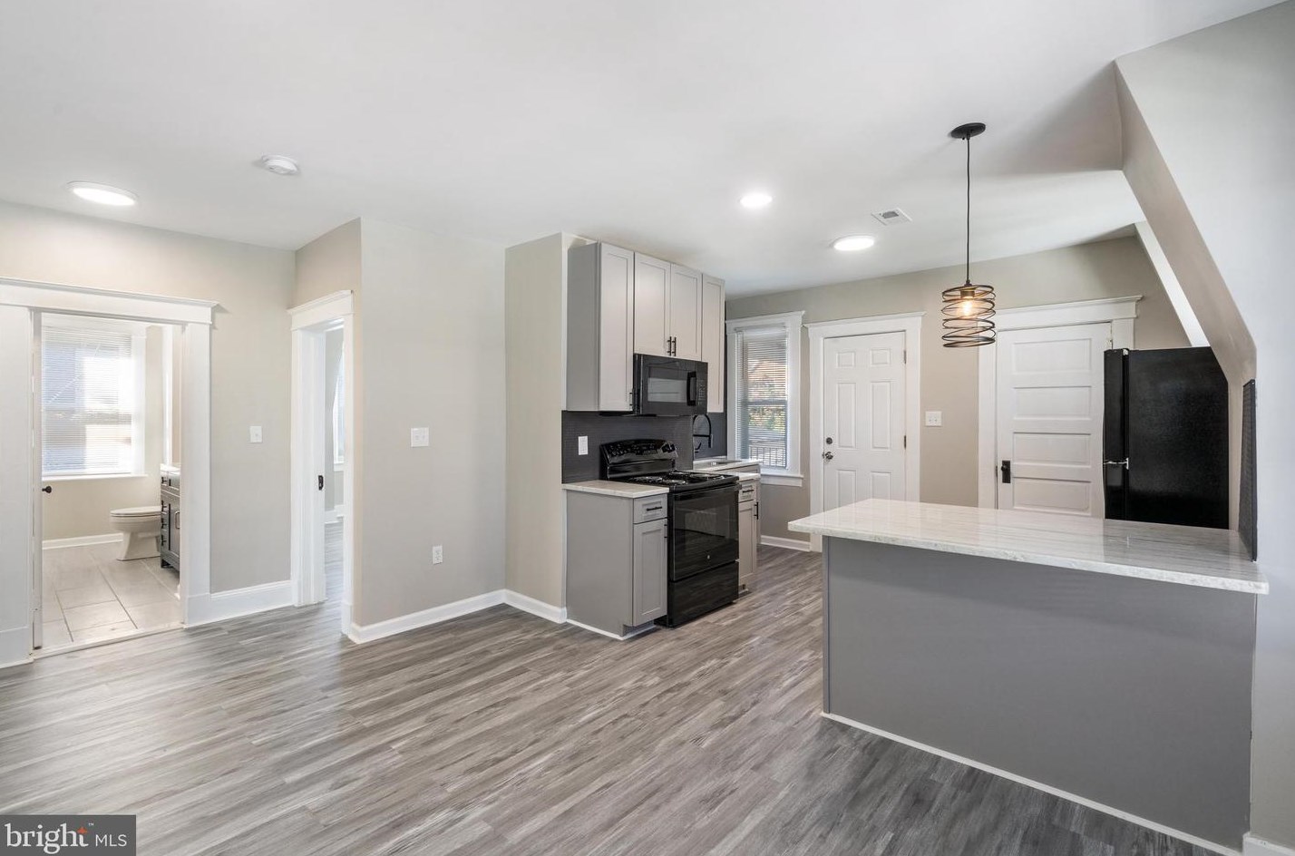 3408 Forest Park Ave, Baltimore MD  21216-1425 exterior