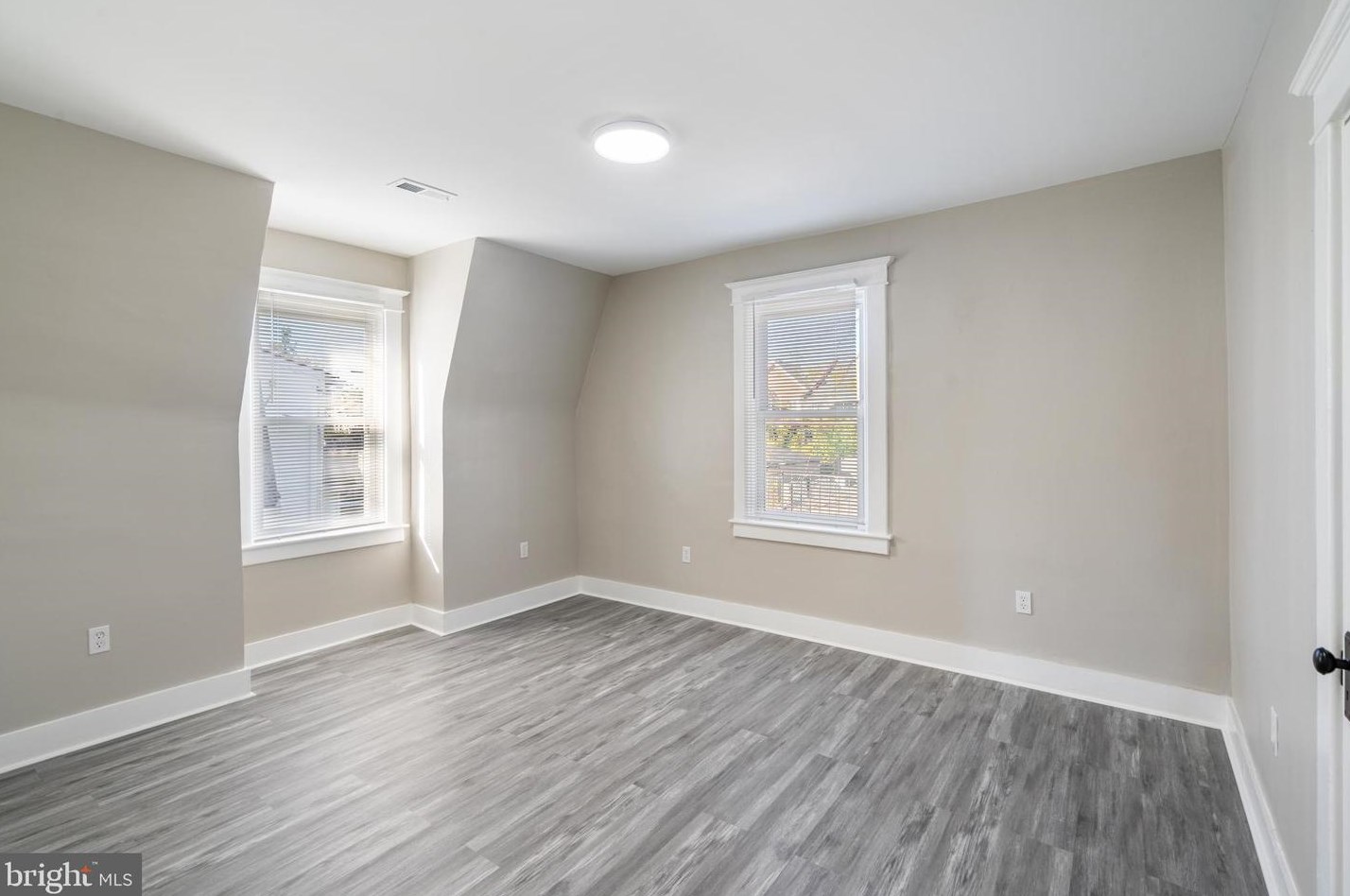 3408 Forest Park Ave, Baltimore MD  21216-1425 exterior
