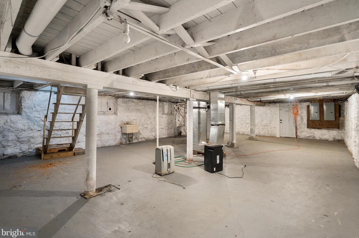 3408 Forest Park Ave, Baltimore MD  21216-1425 exterior
