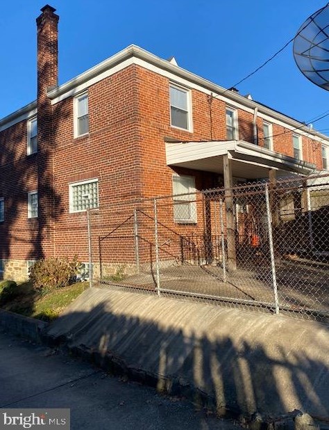 1501 Lochwood Rd, Baltimore, MD 21218-1603